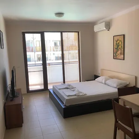 Mm Complex Aparthotel Primorsko
