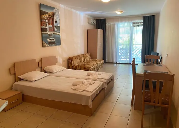 Mm Complex بريمورسكو